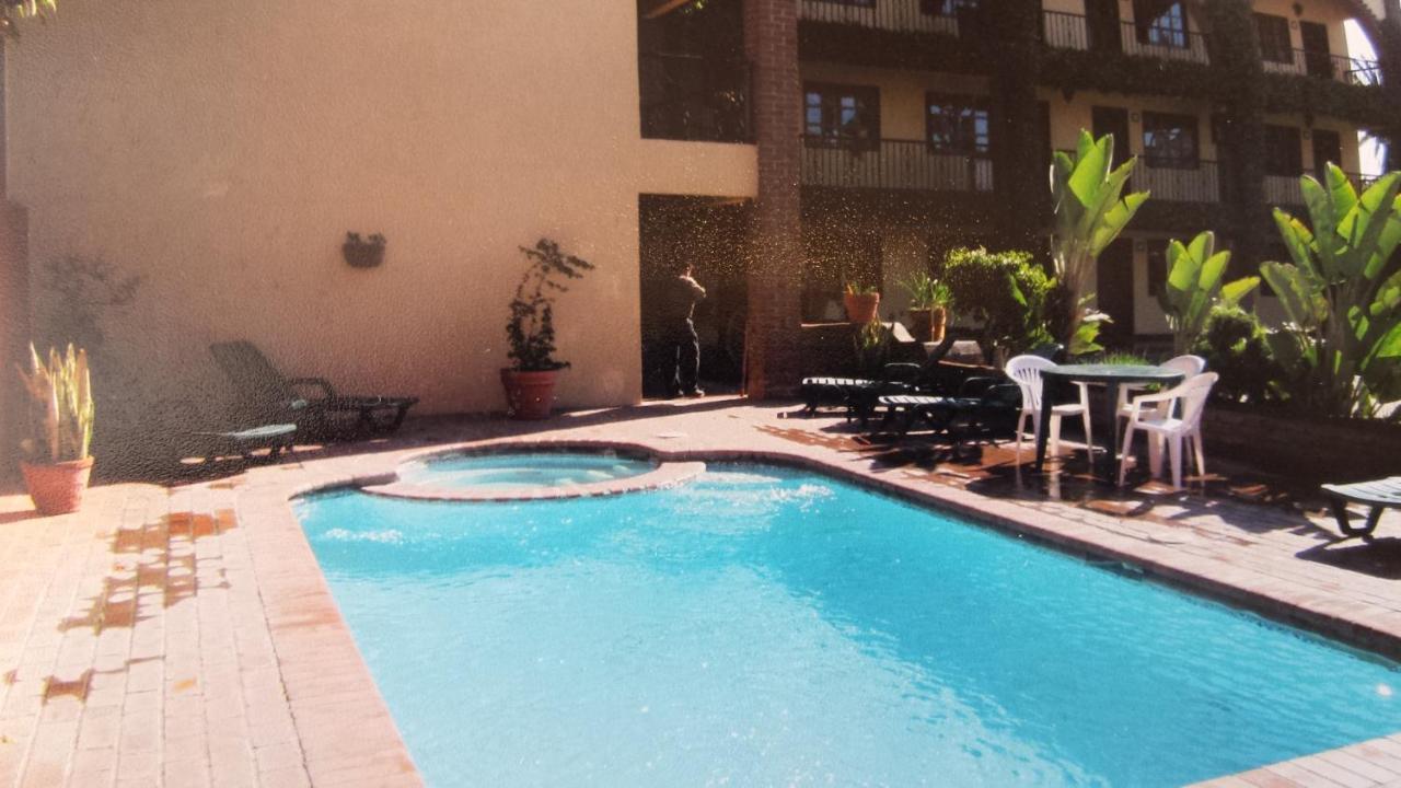 Hotel Ensenada Inn Exterior photo